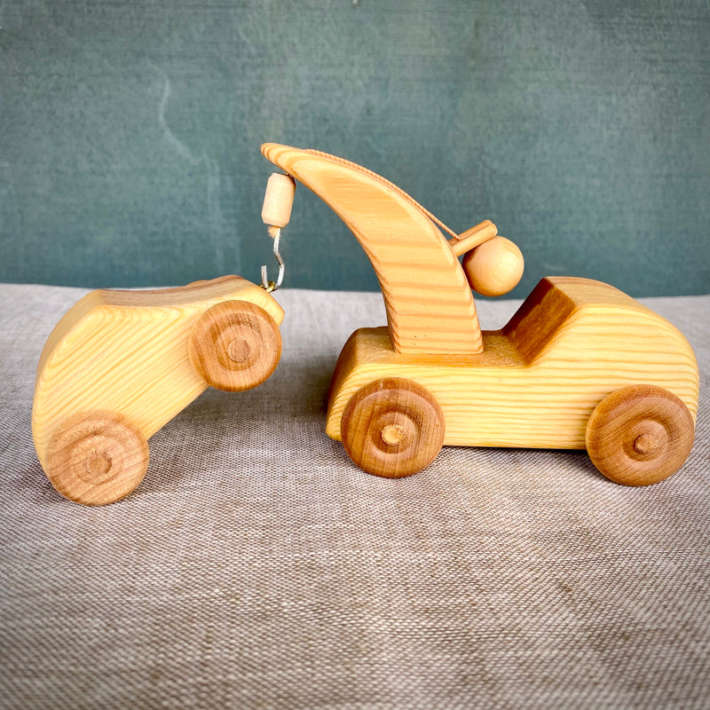 Debresk Small Wooden Tow Truck With Mini Car