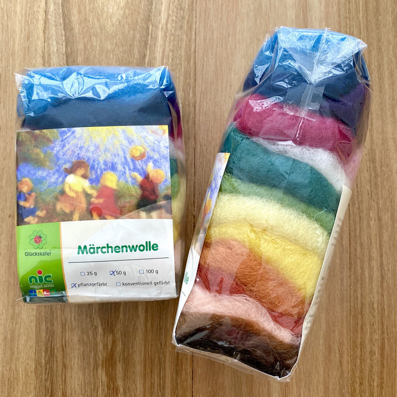 Marchenwolle Plant-Dyed Wool Fleece, 15 Assorted Colours